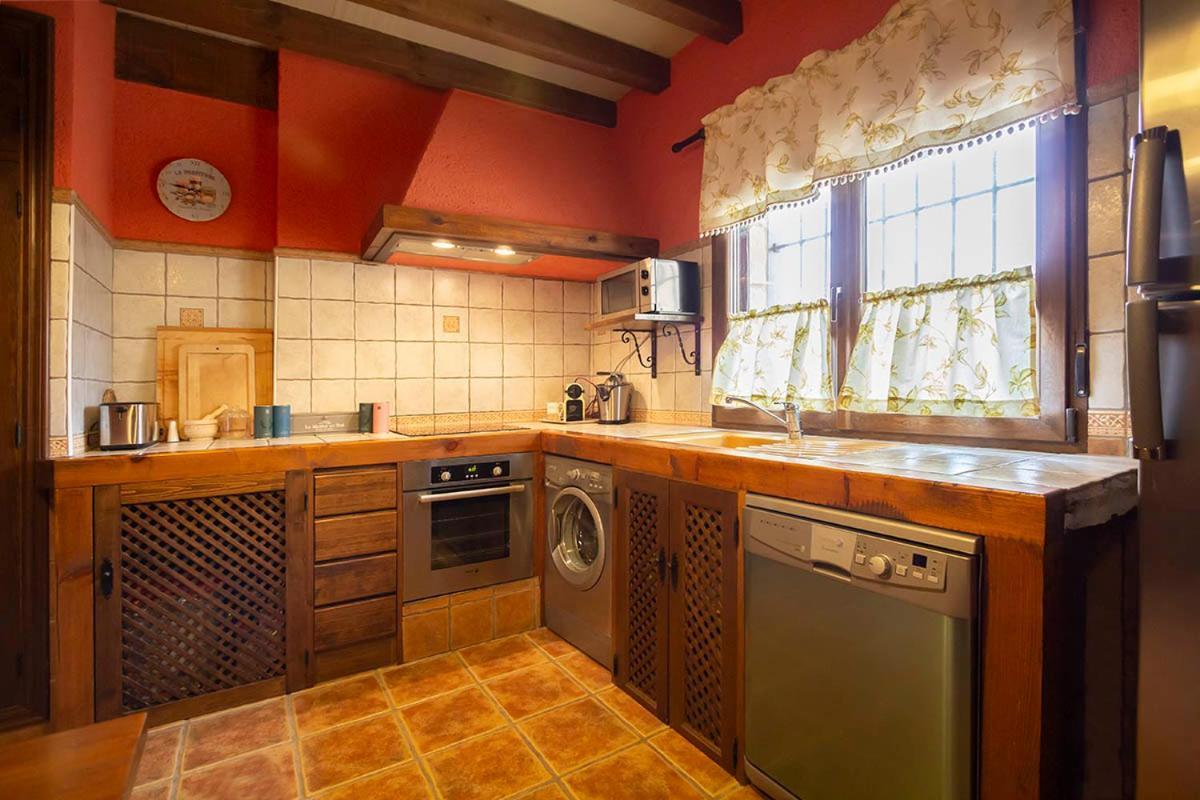 Gasthaus Mis Cuatro Estaciones, Casa Boutique Sotos de Sepúlveda Exterior foto